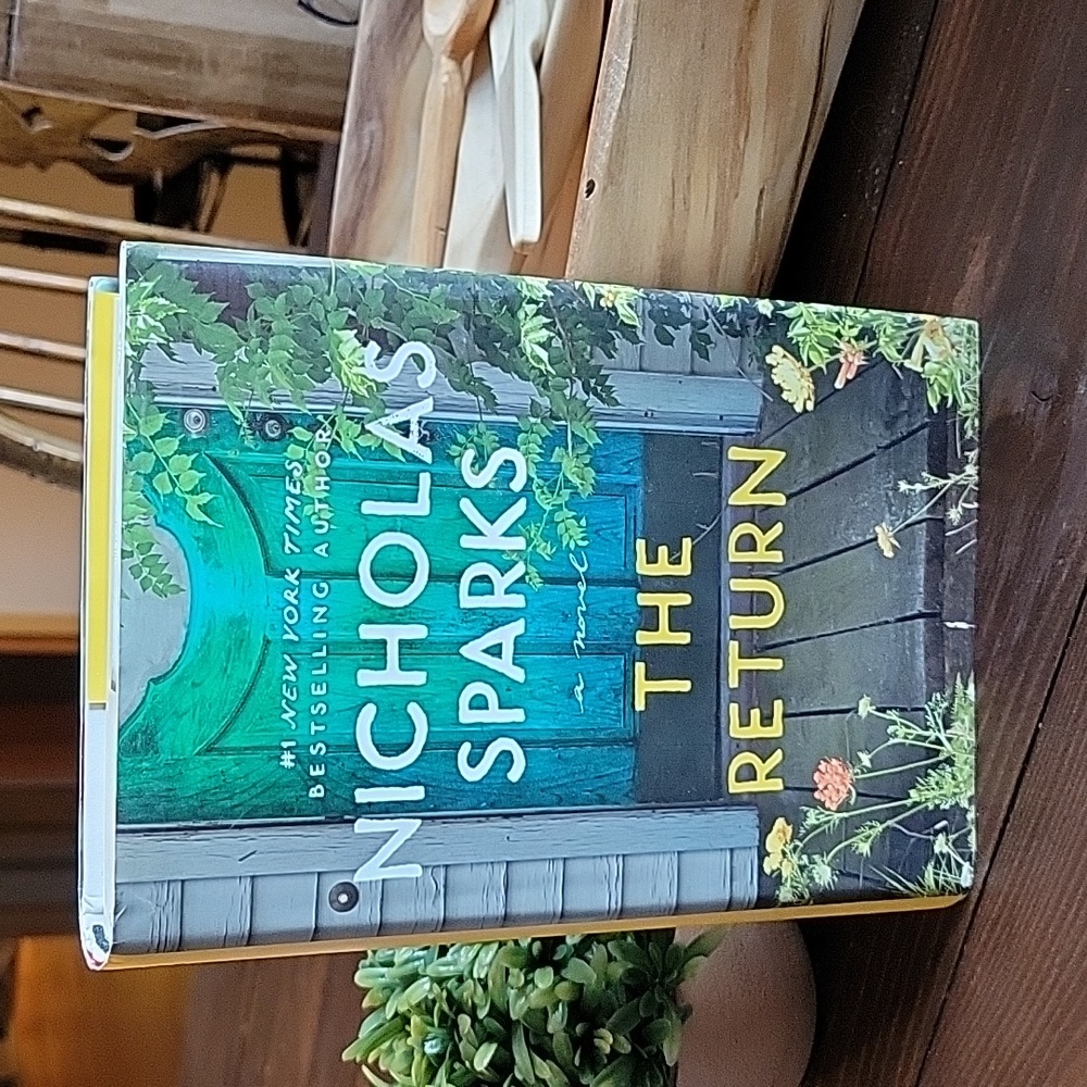 Nicholas Sparks The Return novel.